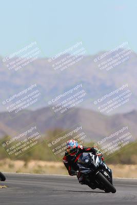 media/May-11-2024-SoCal Trackdays (Sat) [[cc414cfff5]]/9-Turn 14 (1125am)/